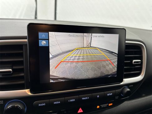 Used 2026 Hyundai Venue SE image 28