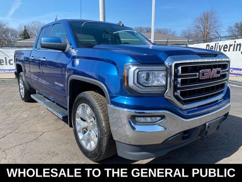Used 2017 GMC Sierra 1500 SLE w/ Suspension Package, Off-Road AWD/4WD image 1