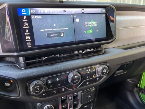Used 2025 Jeep Wrangler Unlimited Sport AWD/4WD image 35