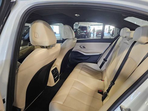 Used 2025 BMW 330i xDrive 330i xDrive w/ Premium Package image 37