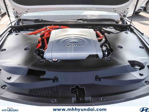 Used 2022 Toyota Mirai w/ Advanced Technology Package RWD image 26
