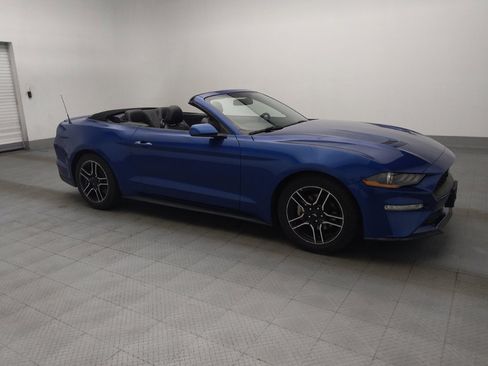 Used 2018 Ford Mustang Premium RWD image 11