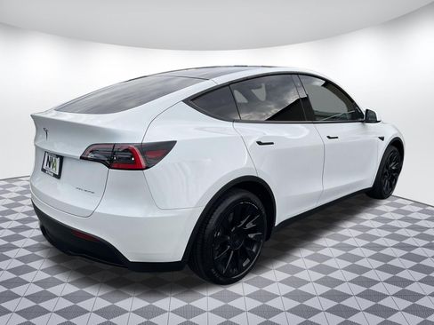 Used 2020 Tesla Model Y Long Range AWD/4WD image 3