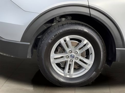 Used 2021 Ford Explorer XLT w/ Class III Trailer Tow Package image 39