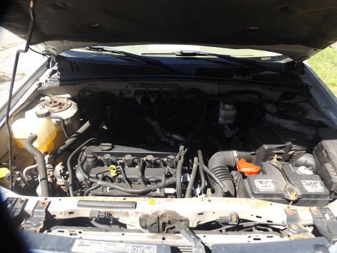 Used 2009 Ford Escape XLT FWD image 12