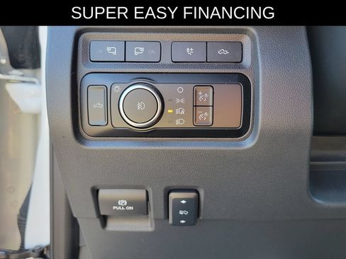 Used 2024 Ford F250 Platinum AWD/4WD image 30