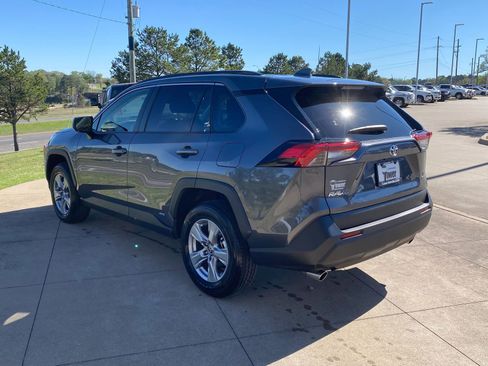 Used 2025 Toyota RAV4 LE image 4