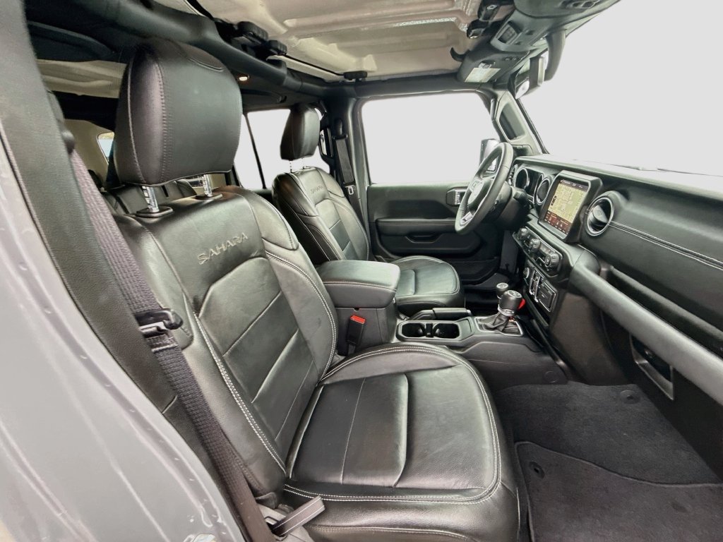 Certified 2023 Jeep Wrangler Unlimited Sahara AWD/4WD image 32