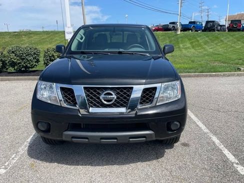 Used 2021 Nissan Frontier SV AWD/4WD image 2