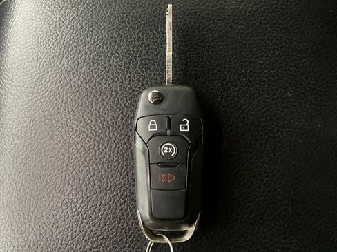 Used 2019 Ford F150 XLT w/ Equipment Group 302A Luxury image 32