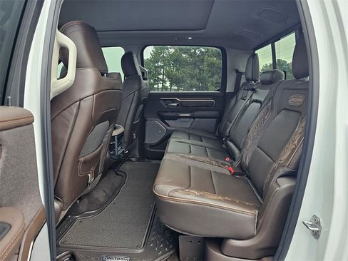 Used 2025 RAM 1500 Limited image 13