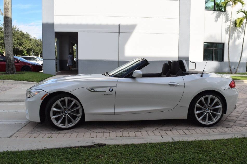 Used 2014 BMW Z4 sDrive35i RWD image 40