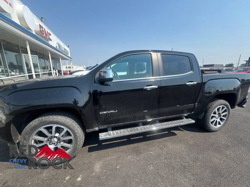 Used 2020 GMC Canyon Denali AWD/4WD image 9