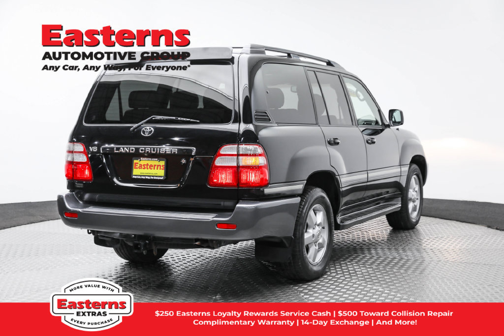 Used 2005 Toyota Land Cruiser w/ Convenience Pkg AWD/4WD image 6