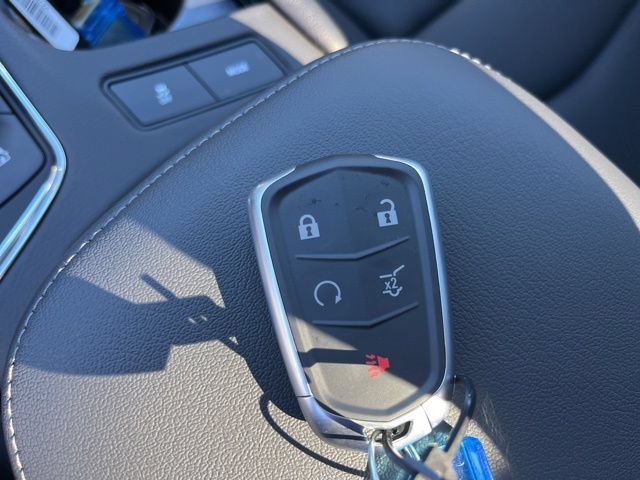 New 2025 Cadillac XT6 Luxury FWD image 41