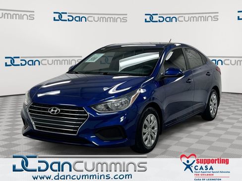Used 2020 Hyundai Accent SE image 1