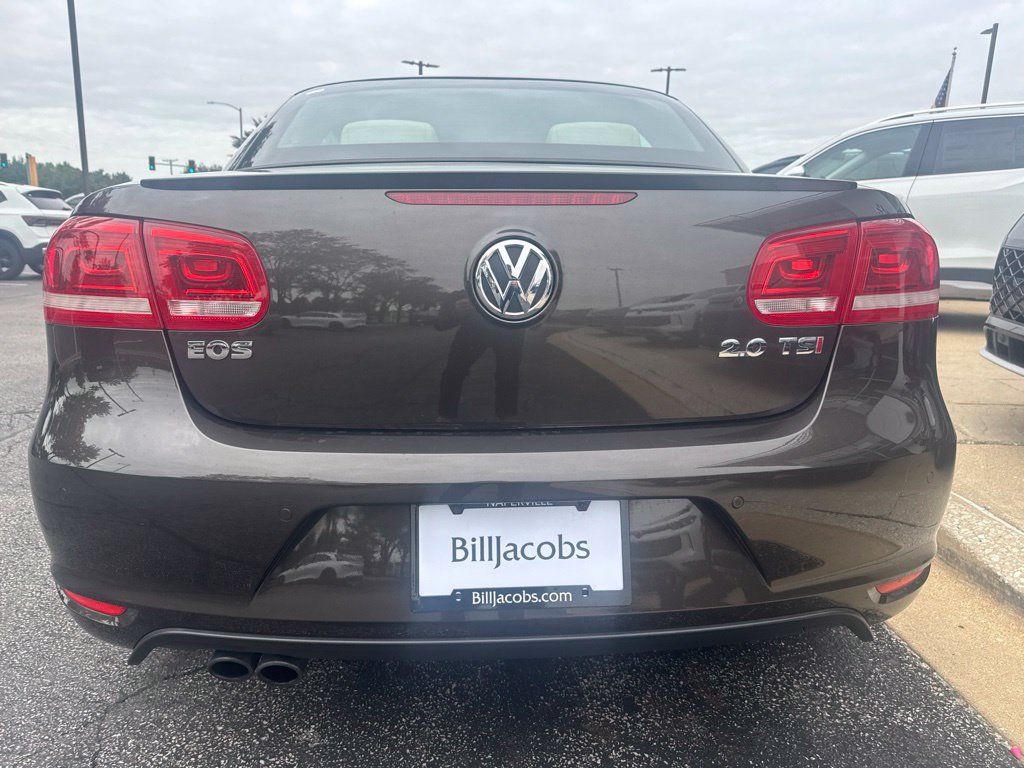 Used 2015 Volkswagen Eos Executive FWD image 7