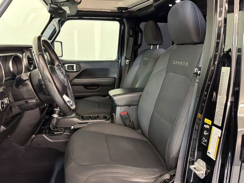 Used 2020 Jeep Wrangler Unlimited Sahara AWD/4WD image 5