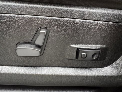 Used 2024 RAM 3500 Laramie w/ Bed Utility Group image 52