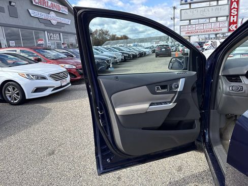 Used 2011 Ford Edge SEL w/ 202A Rapid Spec Order Code image 9