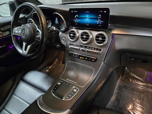 Used 2022 Mercedes-Benz GLC 300 4MATIC image 10