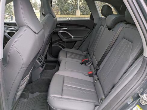 Certified 2025 Audi Q5 Prestige image 22