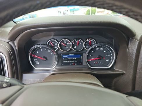 Used 2021 Chevrolet Silverado 1500 LT w/ Z71 Off-Road Package AWD/4WD image 21
