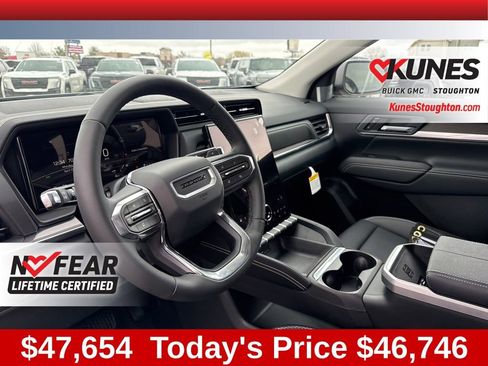 New 2026 GMC Terrain Denali w/ LPO, Black Badging Package AWD/4WD image 27