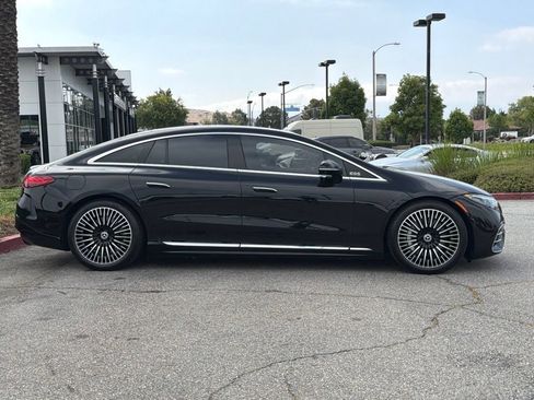 Used 2023 Mercedes-Benz EQS 580 4MATIC Sedan image 6