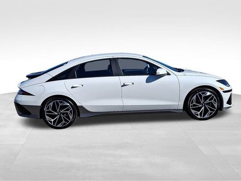 Used 2024 Hyundai Ioniq 6 SEL image 9