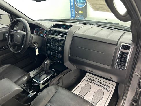Used 2010 Ford Escape Limited AWD/4WD image 21