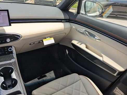 New 2026 Genesis GV70 3.5T Sport Prestige AWD/4WD image 12