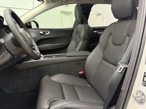 New 2026 Volvo XC60 B5 Ultra w/ Protection Package Premier AWD/4WD image 14