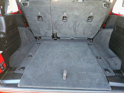 Used 2021 Jeep Wrangler Unlimited Rubicon w/ LED Lighting Group image 28