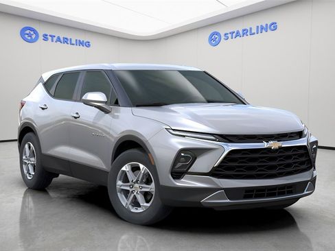 New 2025 Chevrolet Blazer LT w/ Driver Confidence Package image 7