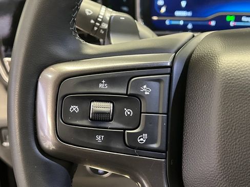 Used 2023 Chevrolet Silverado 1500 High Country w/ High Country Premium Package AWD/4WD image 26