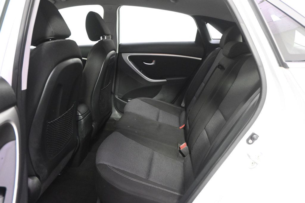 Used 2016 Hyundai Elantra GT w/ Option Group 02 FWD image 21