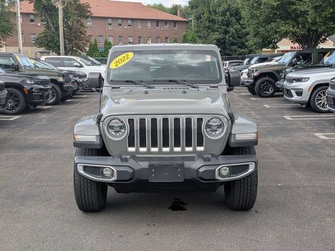 Used 2022 Jeep Wrangler Unlimited Sahara w/ LED Lighting Group AWD/4WD image 8