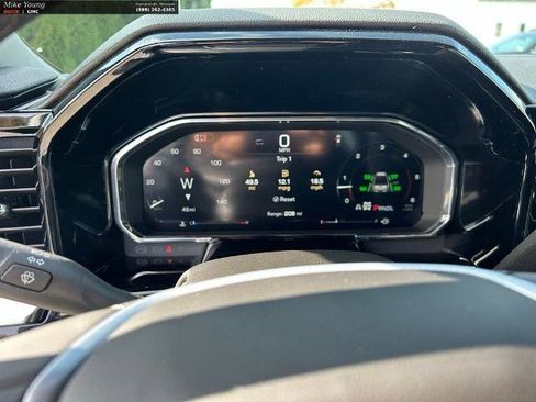 New 2026 GMC Sierra 2500 SLT w/ SLT Premium Package image 17