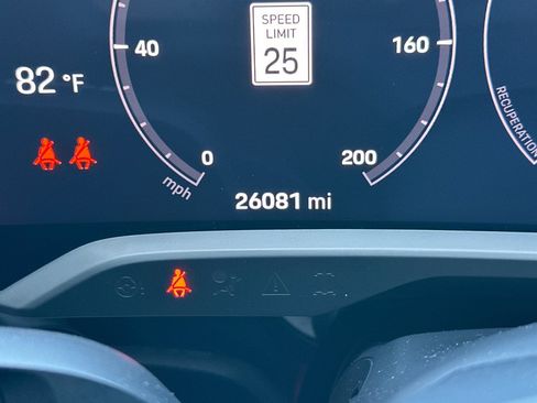 Certified 2024 Porsche Taycan RWD image 25