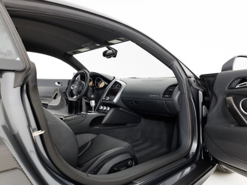 Used 2011 Audi R8 V10 AWD/4WD image 33