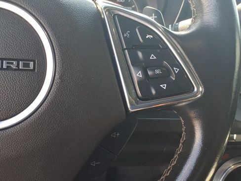 Used 2023 Chevrolet Camaro LT w/ Technology Package RWD image 10