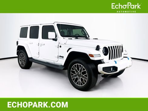 Used 2023 Jeep Wrangler Unlimited Sahara AWD/4WD image 1