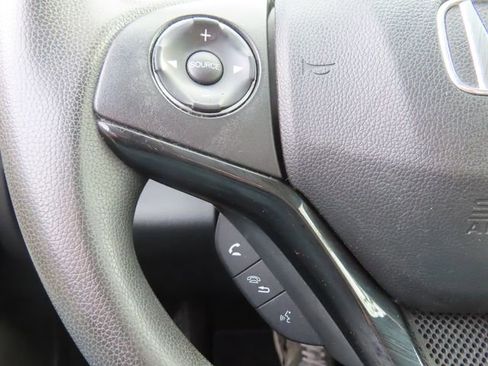 Used 2018 Honda HR-V LX image 27