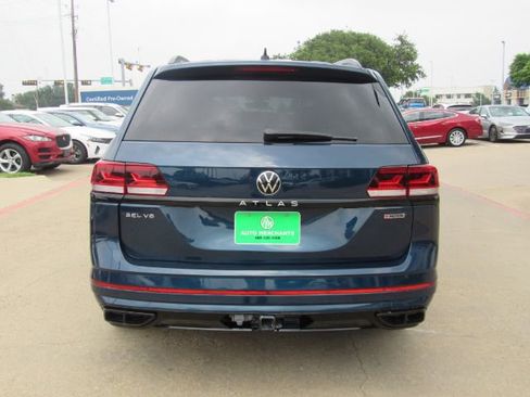 Used 2022 Volkswagen Atlas SEL R-Line image 9