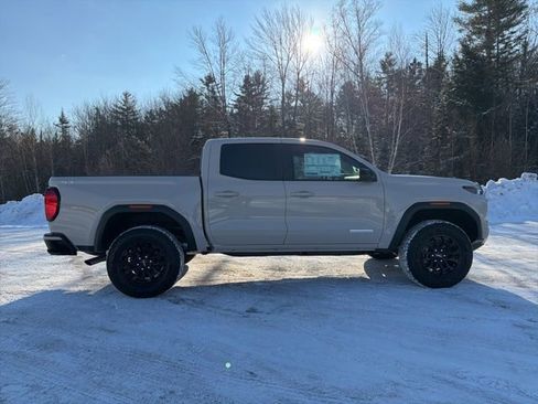 New 2026 GMC Canyon Elevation image 8