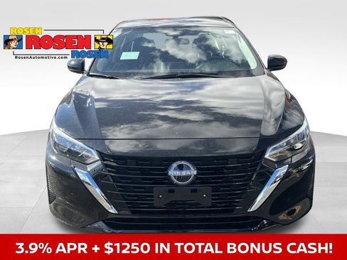 New 2025 Nissan Sentra SV image 8