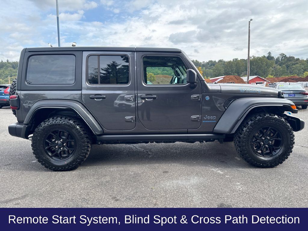 Used 2024 Jeep Wrangler Unlimited AWD/4WD image 7