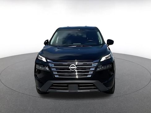 Used 2025 Nissan Rogue SV image 3