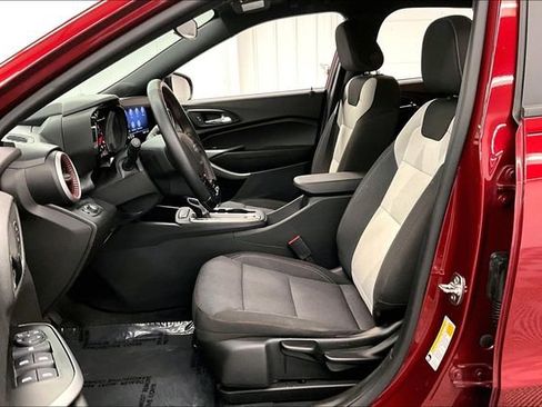 Used 2024 Chevrolet Trax RS w/ Driver Confidence Package image 20